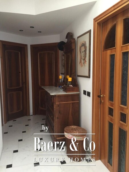 photo 25 Villa for sale 405 m²