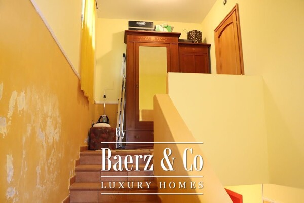 photo 42 Villa for sale 244 m²