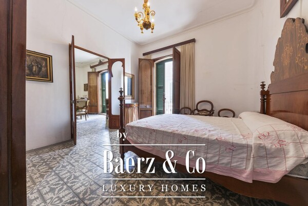 photo 10 Impressive historic house with large plot in Andratx