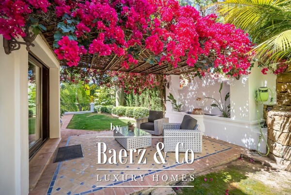 photo 14 Villa - Marbella East - Ref: 8192