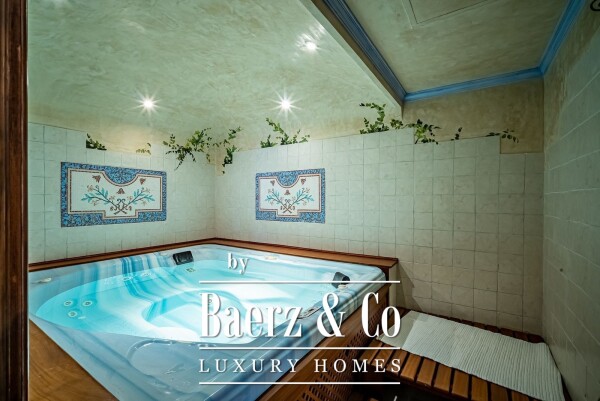 photo 33 Villa - Marbella East - Ref: 8192