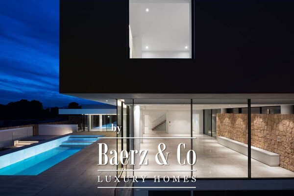 photo 7 Beautiful luxury home in Cap Martinet, Cap Martinet