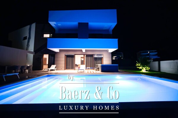 photo 13 Pag, Novalja, two luxurious modern villas with swimming pools