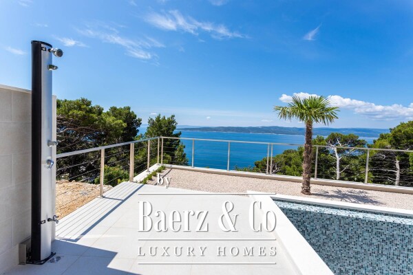 photo 43 Brela, an imposing villa with a panoramic view