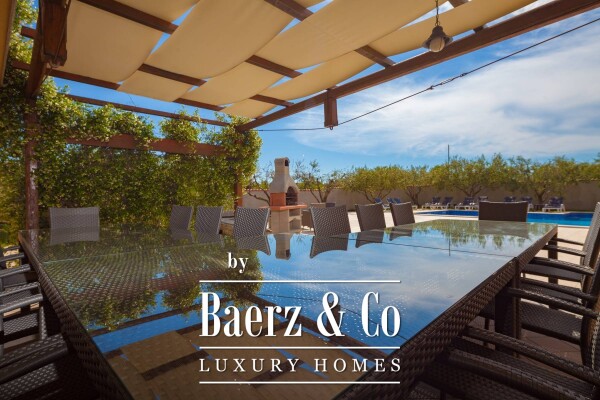 photo 2 Istria, Banjole - spacious residential and commercial holiday house, 750m2, plot 1370m2