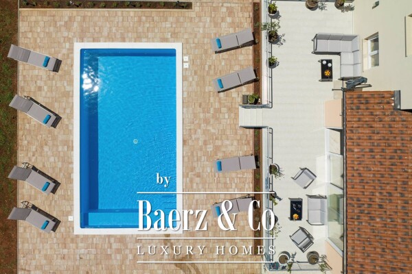 photo 6 Barban, two beautiful houses, with a large pool on a spacious plot of land