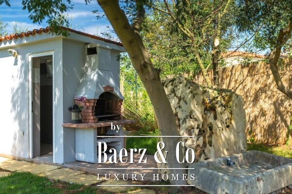 photo 17 Pula, beautiful villa with the best position - first row to the sea