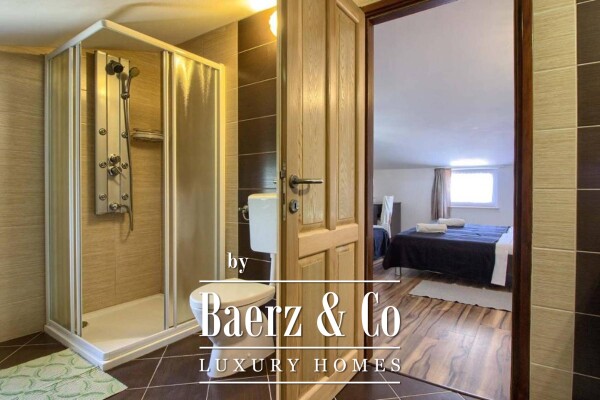 photo 5 Medulin, large detached house NKP 360 m2 with swimming pool