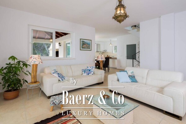 photo 11 Korčula, nice house in the first row to the sea, 250m2