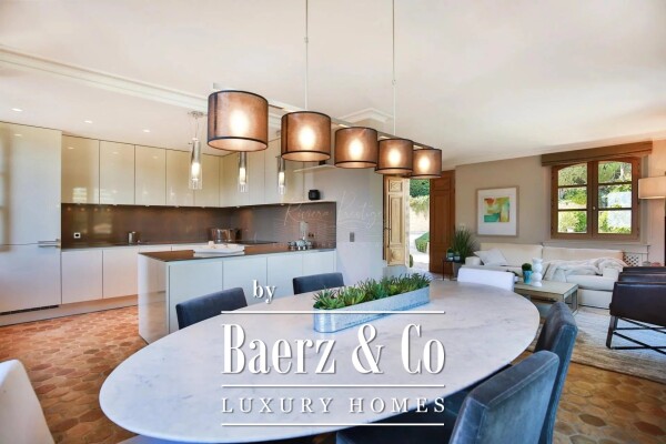 photo 13 Mougins - Situated ath the heart of the renowned village of Mougins