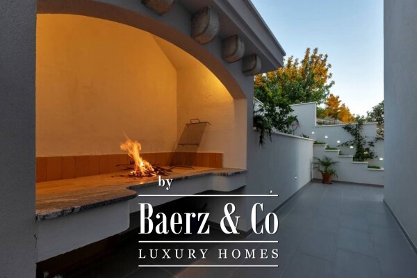 photo 4 Podgora, luxurious newly built villa with swimming pool