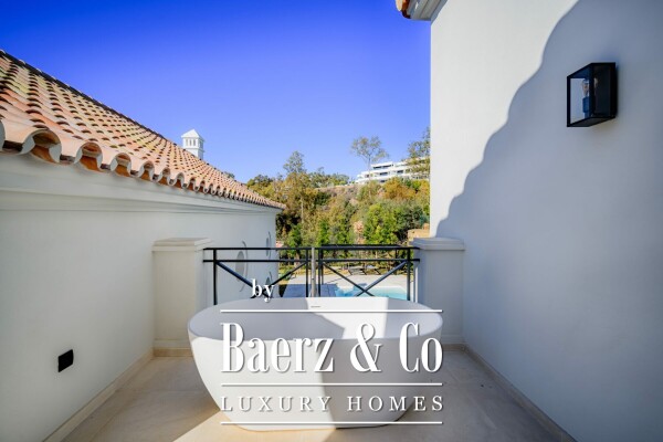 photo 32 Villa - Nueva Andalucia - Marbella - Ref: 8384