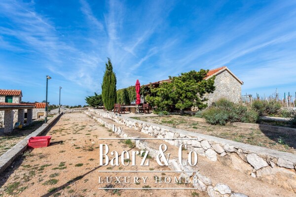 photo 13 Hvar, a large, beautiful property with three houses on a plot of 32500 m2