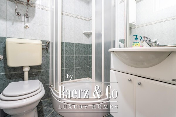 photo 11 Zaostrog, apartment house first row to the sea