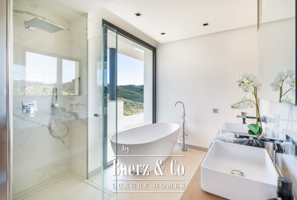 photo 15 Villa - La Quinta - Benahavis - Ref: 8457