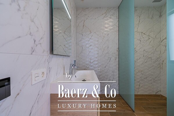 photo 15 Maravillosa villa recién terminada en Costa Adeje