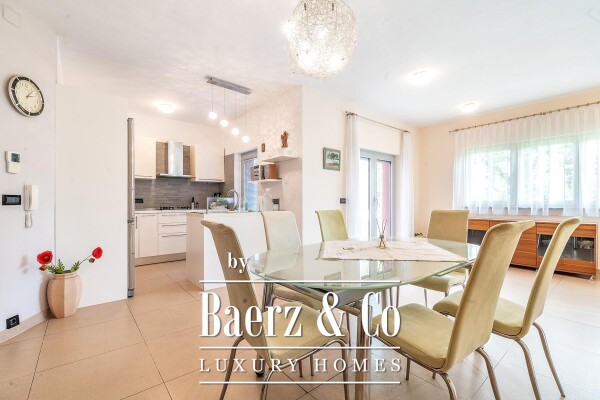 photo 19 Zagreb, Maksimir, villa with tavern, garden and two apartments, gross floor area 591 m2