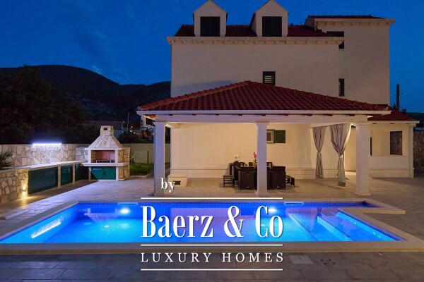 photo 10 Rijeka Dubrovačka, house with elevator and swimming pool