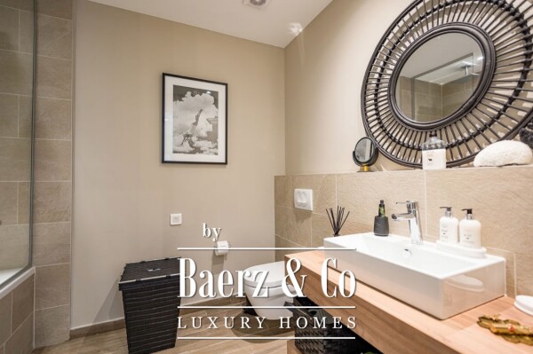 photo 11 Two Bedroom Apartment near Sea in a Luxury Project