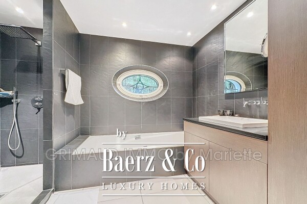 photo 14 beautiful property near the village of grimaud, 5 bedrooms,