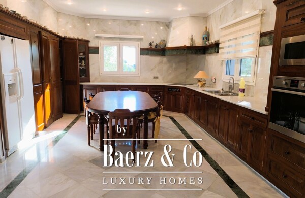 photo 6 MAGNIFICENT LUXURY VILLA, A TRUE HAVEN OF ELEGANCE AND COMFORT LOCATED IN THE COVETED SOUTHERN AREA OF CIUTADELLA DE MENORCA, JUST STEPS AWAY FROM THE SEA.