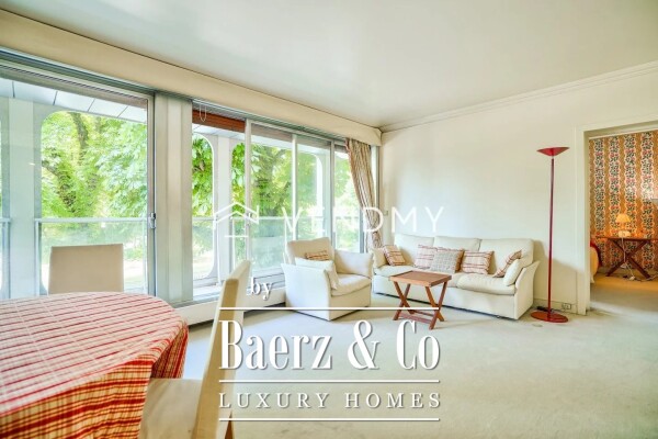 photo 9 Bright Pied-à-terre on Avenue Foch