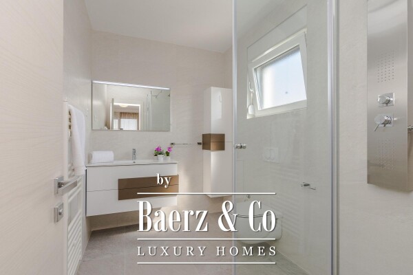 photo 18 Nin, Zaton, a complex of three modern villas with swimming pools in an excellent location