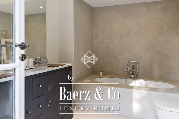 photo 8 Completely renovated Waterfront Property