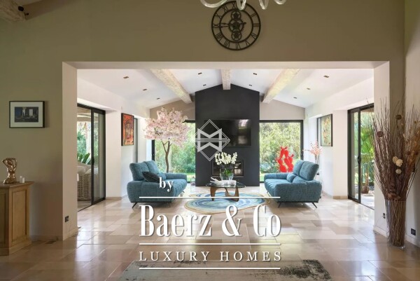 photo 11 Contemporary villa within walking distance of Pampelonne beach