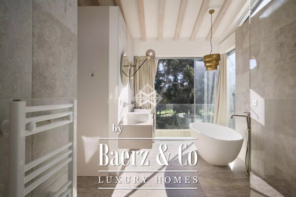 photo 9 Modern house within a gated community close to the beach.