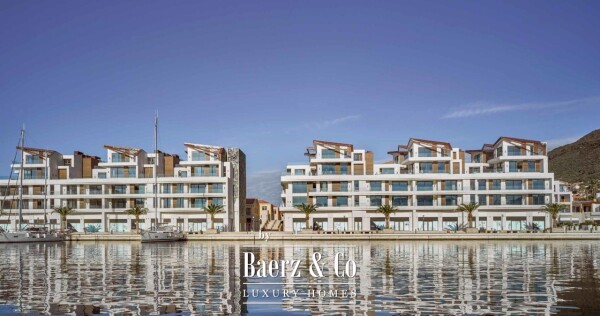 photo 1 Luxurious Three Bedroom Apartment with a Seaview