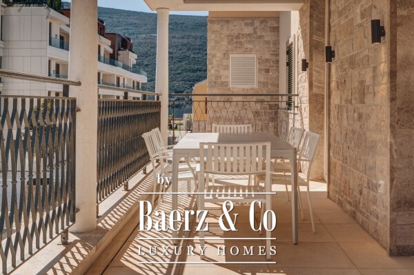 photo 7 Luxurious Two Bedroom Apartment in Herceg Novi with a Garage