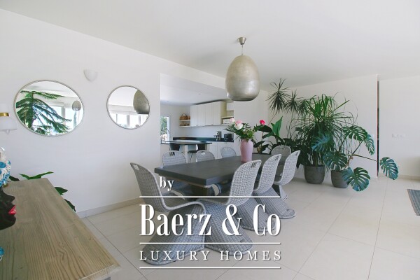 photo 8 Stunning villa with sea view