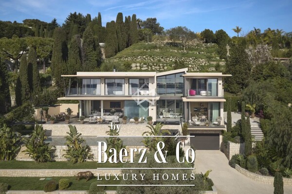 photo 1 STUNNING NEWLY BUILT ARCHITECT-DESIGNED HOUSE – AN EXCEPTIONAL PROPERTY