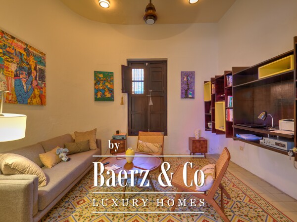 photo 4 Villa Rosa - Perfection in Santa Ana district, 3 bedroom + garage