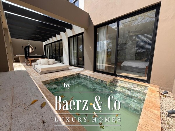 photo 23 Country Club 