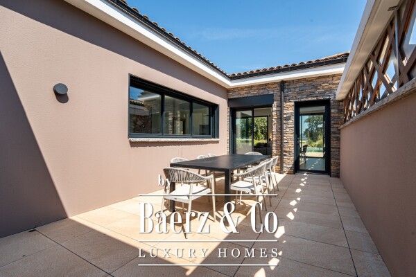 photo 12 Flat Gassin - Beach by feet and 5 min St Tropez