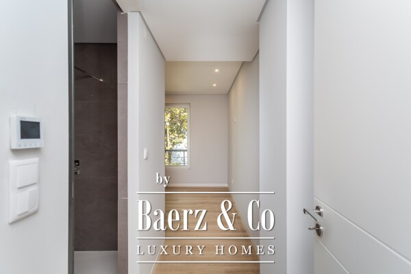 photo 15 Modern, luxury 3+1 bedroom duplex in a quiet street in Carcavelos