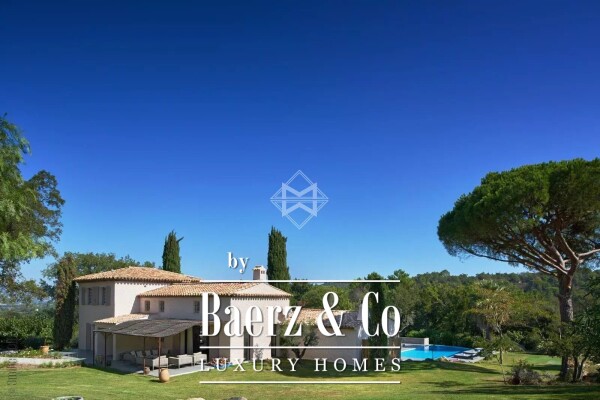 photo 1 Charming property surrounded by nature