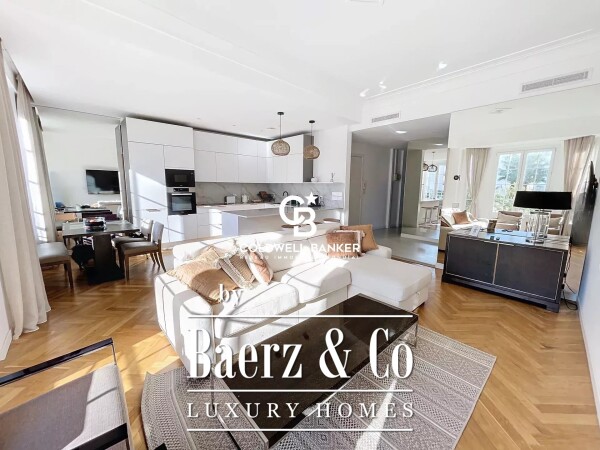 photo 1 Cannes Pointe Croisette - Renovated and furnished bourgeois apartment with balcony