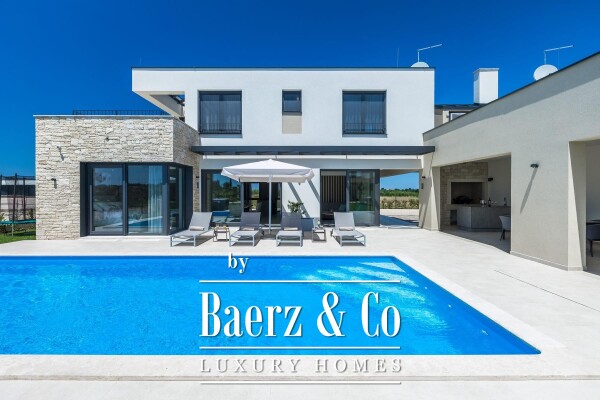 photo 11 Istria, Brtonigla, modern villa with swimming pool and jacuzzi