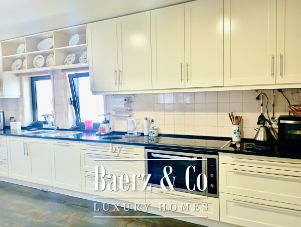 photo 13 Exclusive 6 bedroom villa in Miramar