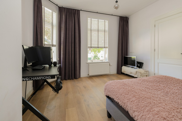 photo 68 Heereweg 304