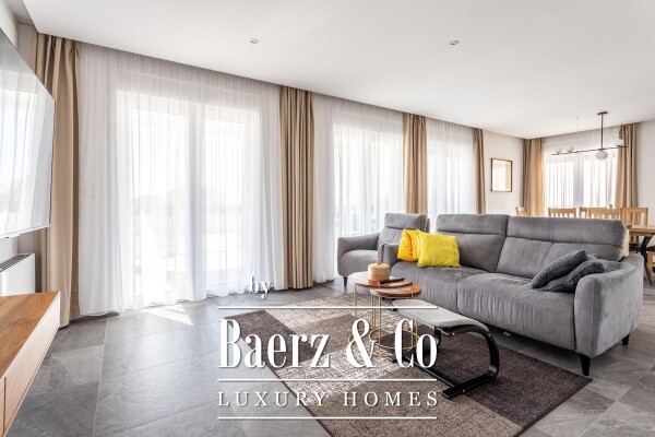 photo 5 Podstrana, newly built house with three apartments 100 meters from the beach