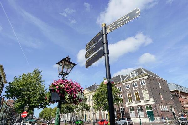 photo 103 Rapenburg 45