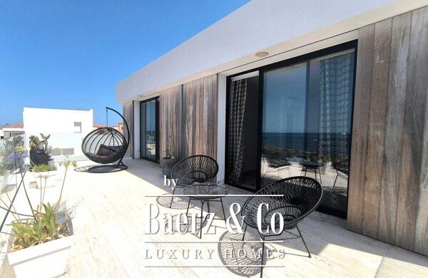 photo 16 EXCLUSIVE LUXURY VILLA ON THE FIRST LINE OF THE SEA IN CIUTADELLA, MENORCA, WITH SWIMMING POOL AND MODERN DESIGN