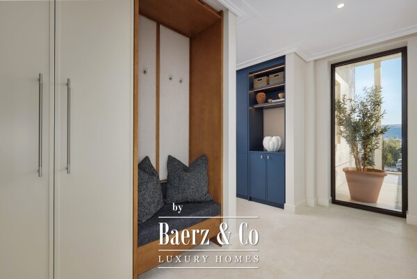 photo 22 Luxurious Apartment in a New Project in Tivat