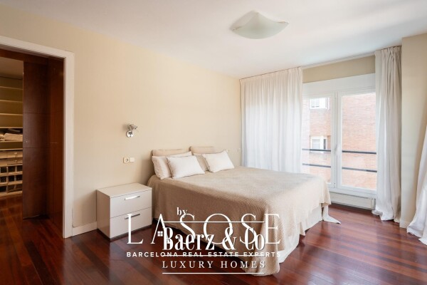 photo 14 Barcelona, Les Tres Torres