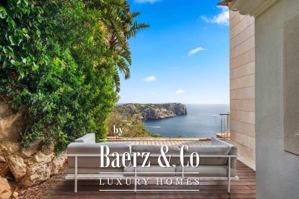 photo 3 Comfortable and Luxurious Apartment with Stunning Views in Port d’Andratx