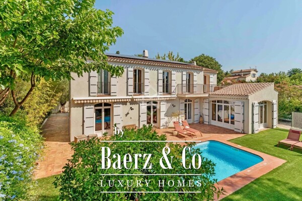 photo 3 Charming Neo-Provencal Family Villa in the Heart of Cap Brun – Toulon